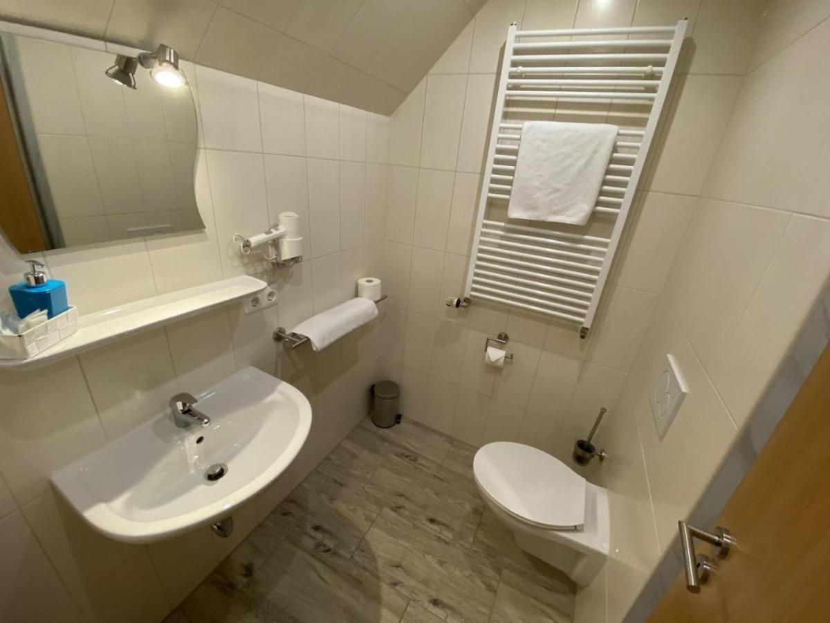 Hotel Wilder Mann Фойхтванґен Екстер'єр фото