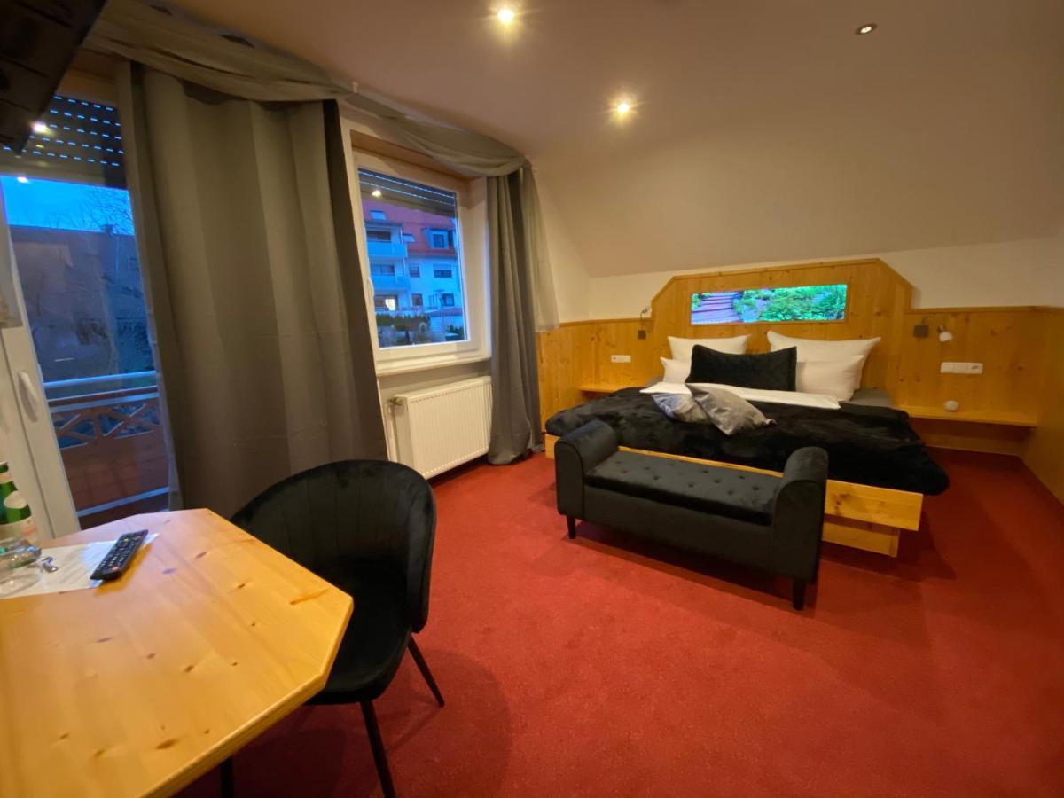 Hotel Wilder Mann Фойхтванґен Екстер'єр фото