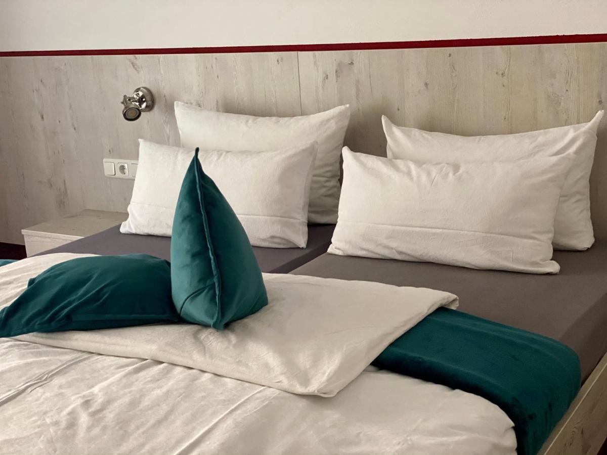 Hotel Wilder Mann Фойхтванґен Екстер'єр фото