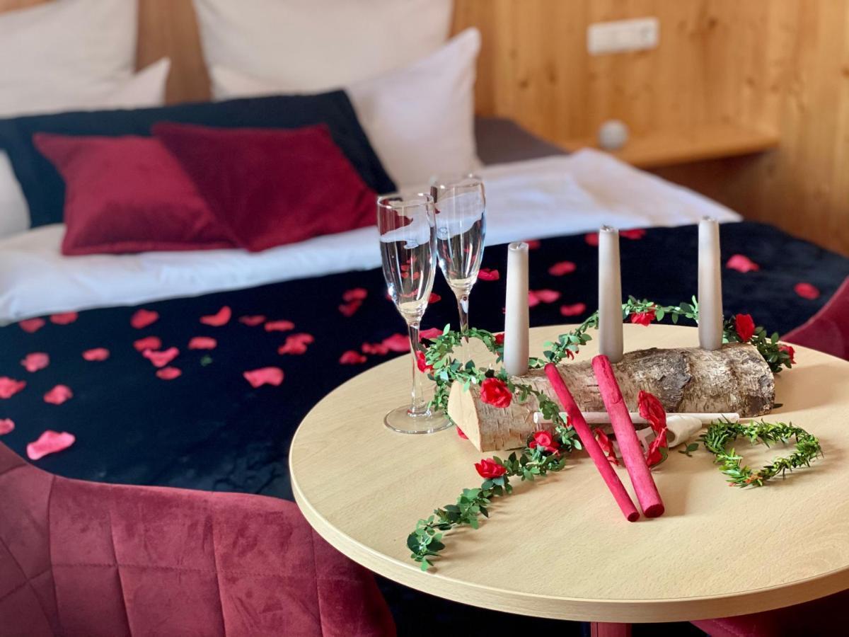 Hotel Wilder Mann Фойхтванґен Екстер'єр фото
