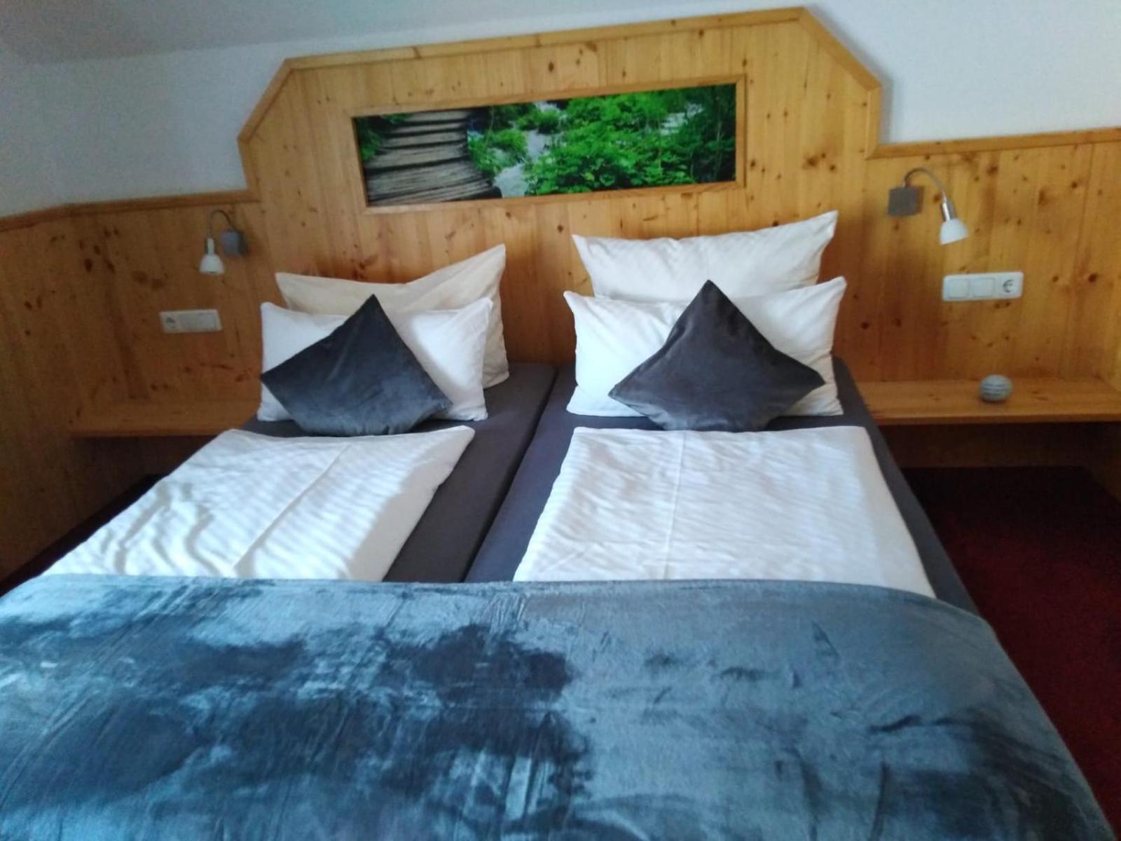 Hotel Wilder Mann Фойхтванґен Екстер'єр фото